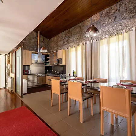 Casa De Silvares Fafe - Moradia Premium Com Piscina By House And People