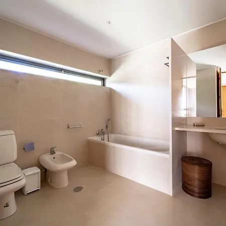 Casa De Silvares Fafe - Moradia Premium Com Piscina By House And People * Regadas