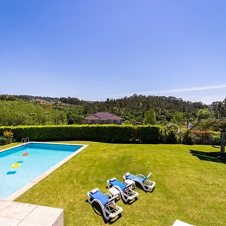 Casa De Silvares Fafe - Moradia Premium Com Piscina By House And People Regadas