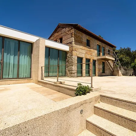 Casa De Silvares Fafe - Moradia Premium Com Piscina By House And People Regadas