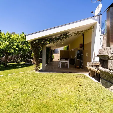 Dom wakacyjny Casa De Silvares Fafe - Moradia Premium Com Piscina By House And People