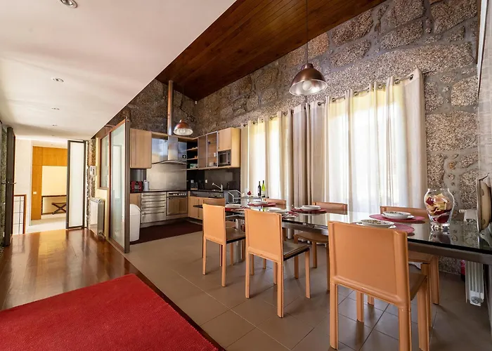 Casa De Silvares Fafe - Moradia Premium Com Piscina By House And People