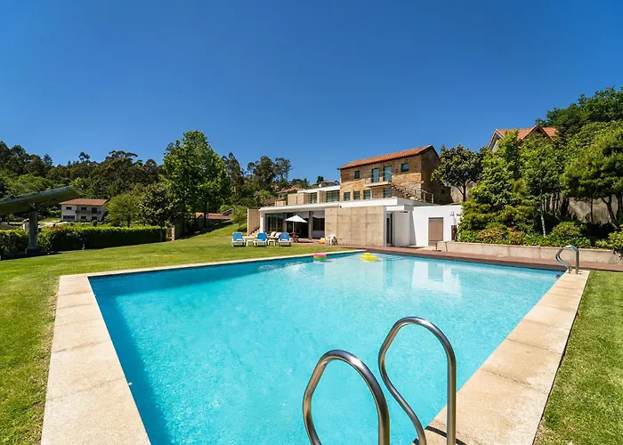 Vakantiehuis Casa De Silvares Fafe - Moradia Premium Com Piscina By House And People *